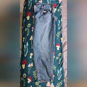 Woman's Levi's Jeans